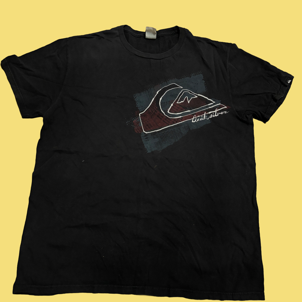 Quik silver t shirt